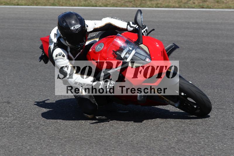 Archiv-2022/50 09.08.2022 MSS und TÖFF Track Day ADR/Gruppe rot/unklar